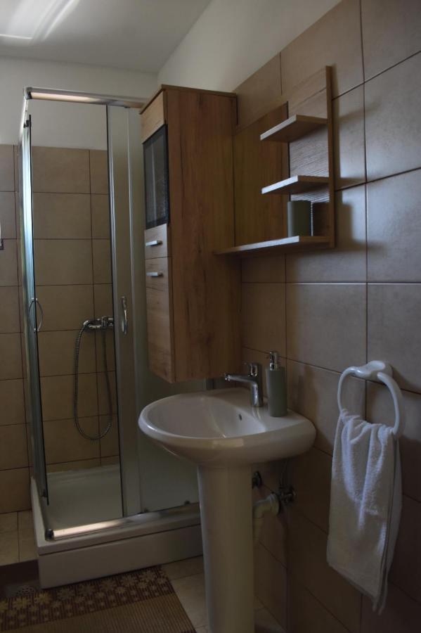 Apartmani Tomljenovic Senj  Bagian luar foto