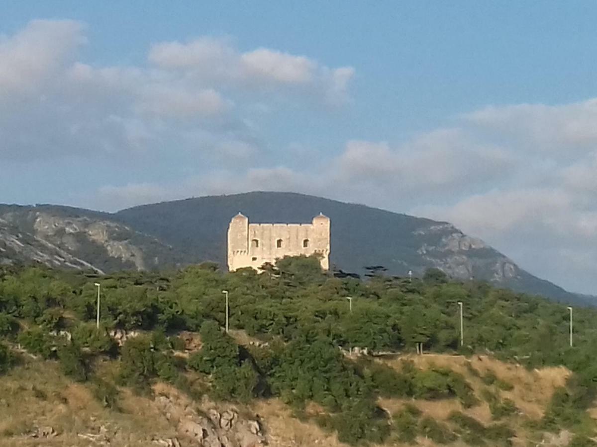 Apartmani Tomljenovic Senj  Bagian luar foto