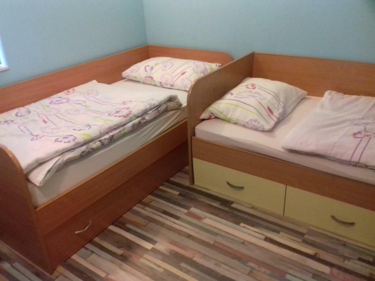 Apartmani Tomljenovic Senj  Bagian luar foto